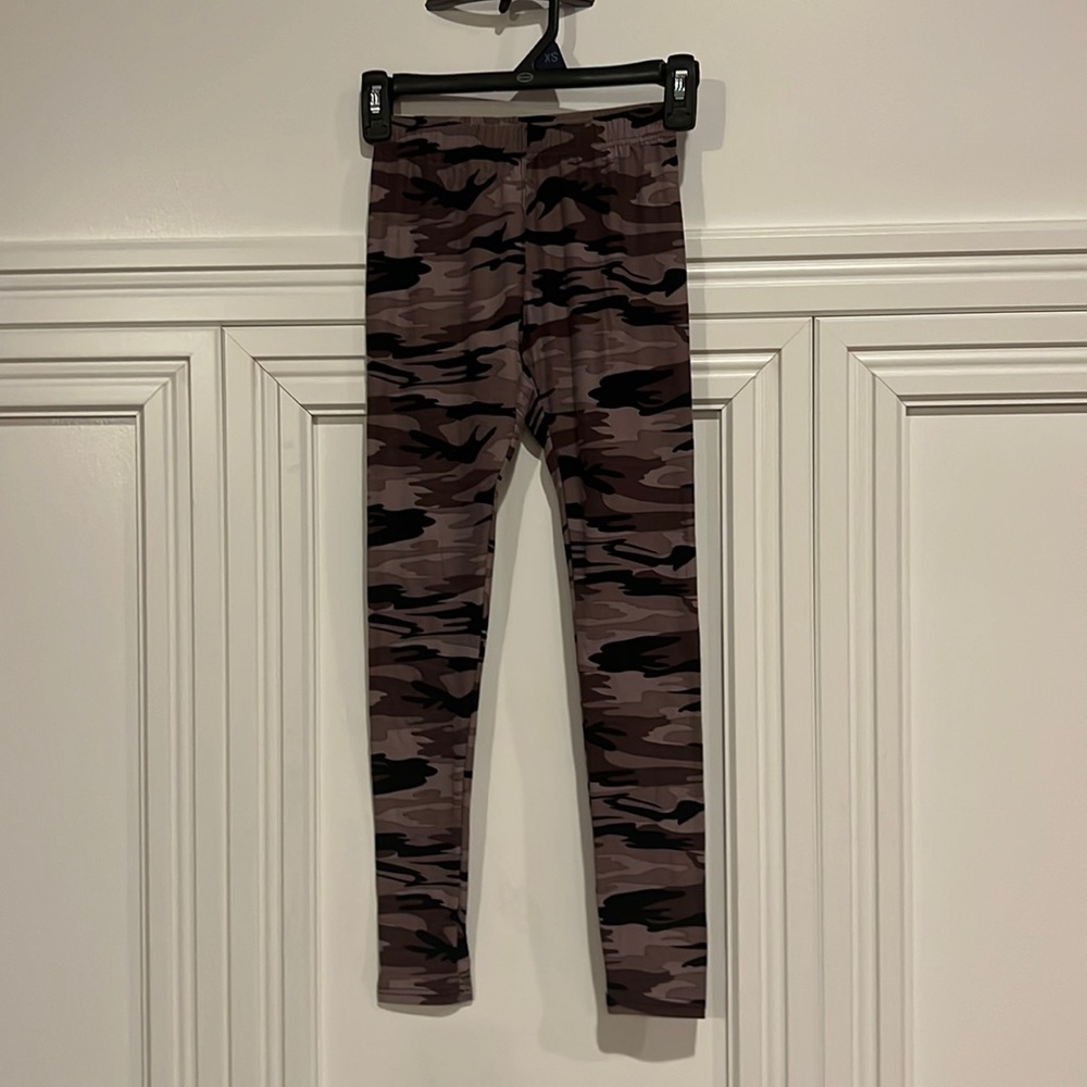 1st Kiss Camo Legging Gray and Black Size 10/12